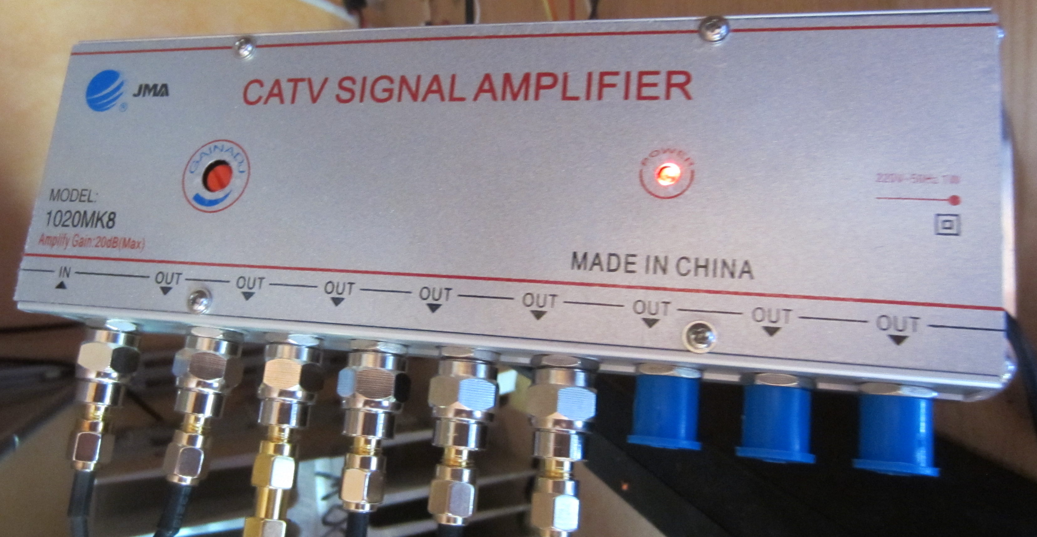 Klick für eine vergrößerte Darstellung CATV-Signal-Amplifier